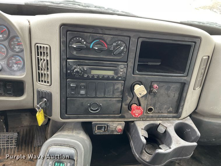 image for item MA9912 2011 International WorkStar 7400  dump flatbed truck