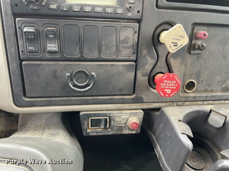 image for item MA9912 2011 International WorkStar 7400  dump flatbed truck