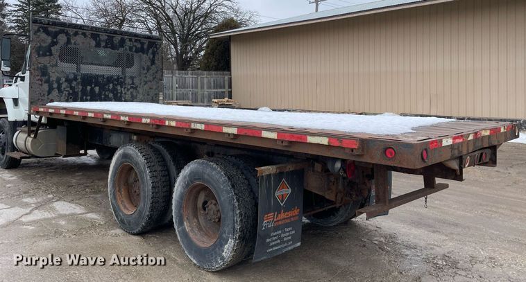 image for item MA9912 2011 International WorkStar 7400  dump flatbed truck