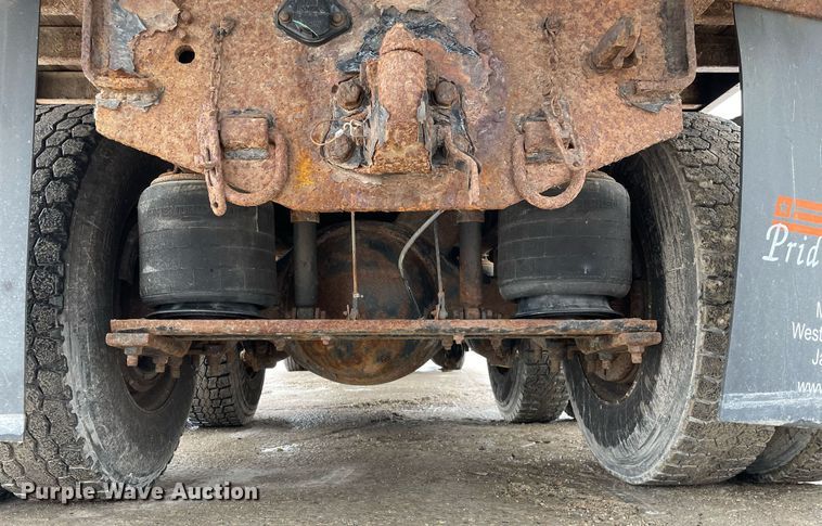 image for item MA9912 2011 International WorkStar 7400  dump flatbed truck