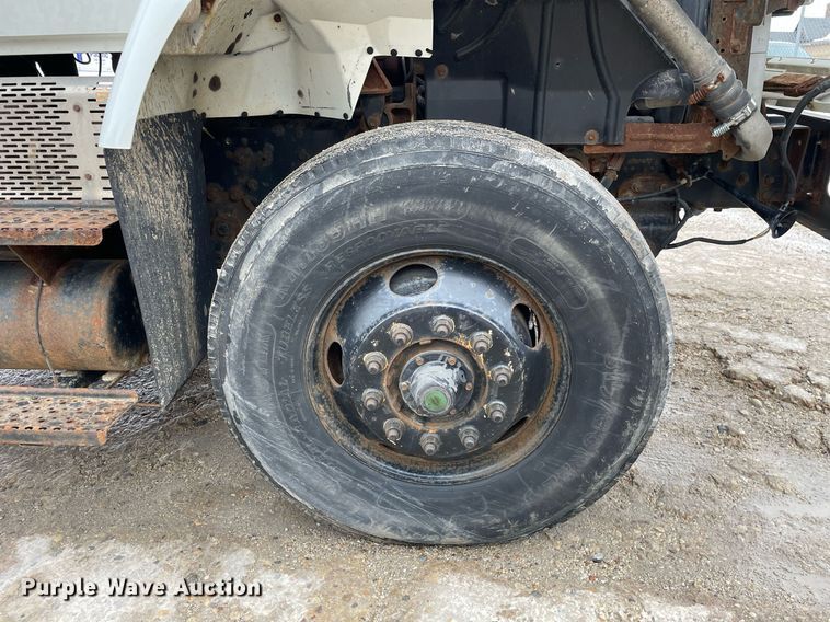 image for item MA9912 2011 International WorkStar 7400  dump flatbed truck