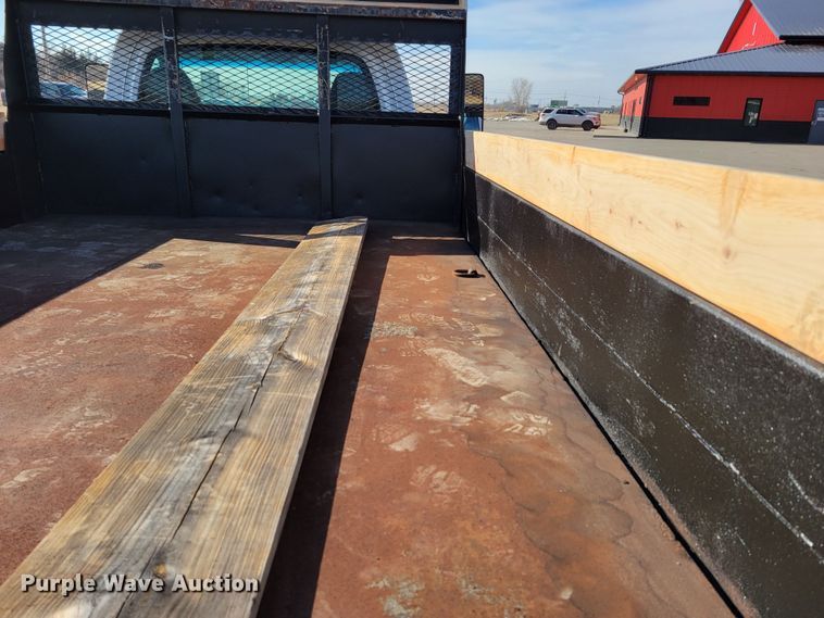 image for item MC9568 2005 GMC C5500  dump truck