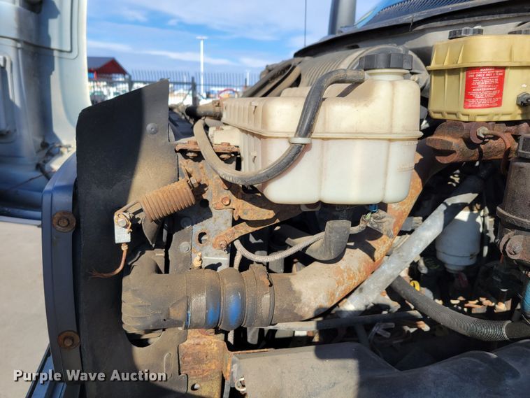 image for item MC9568 2005 GMC C5500  dump truck