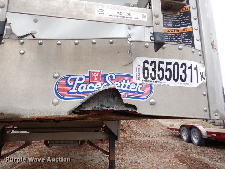 image for item MC9806 2008 Wilson DWH-550  grain trailer
