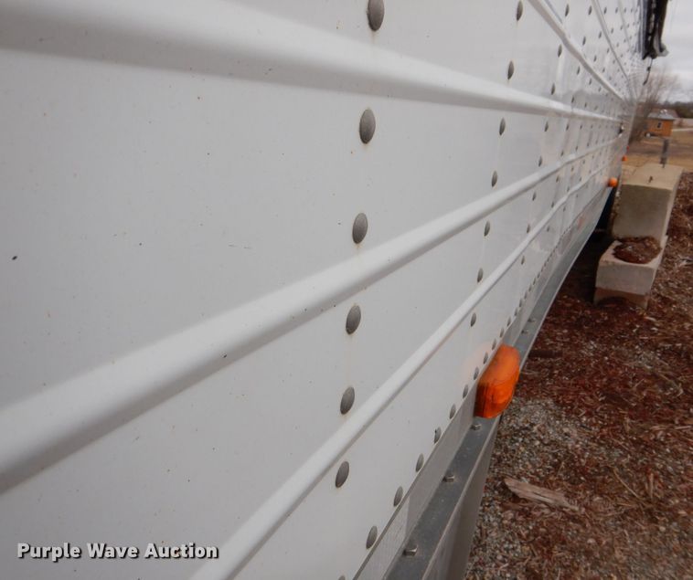 image for item MC9806 2008 Wilson DWH-550  grain trailer