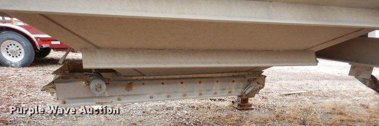 image for item MC9806 2008 Wilson DWH-550  grain trailer