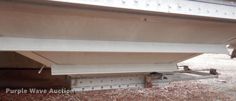 image for item MC9806 2008 Wilson DWH-550  grain trailer