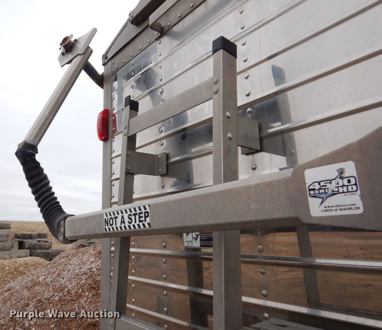 image for item MC9806 2008 Wilson DWH-550  grain trailer