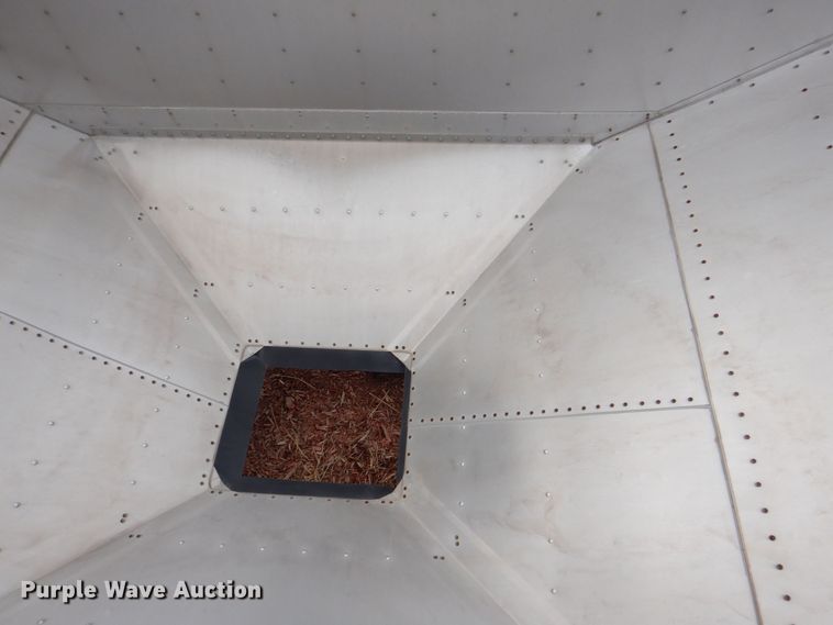 image for item MC9806 2008 Wilson DWH-550  grain trailer