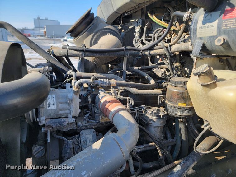 image for item ME9683 1999 Kenworth T300  truck cab and chassis