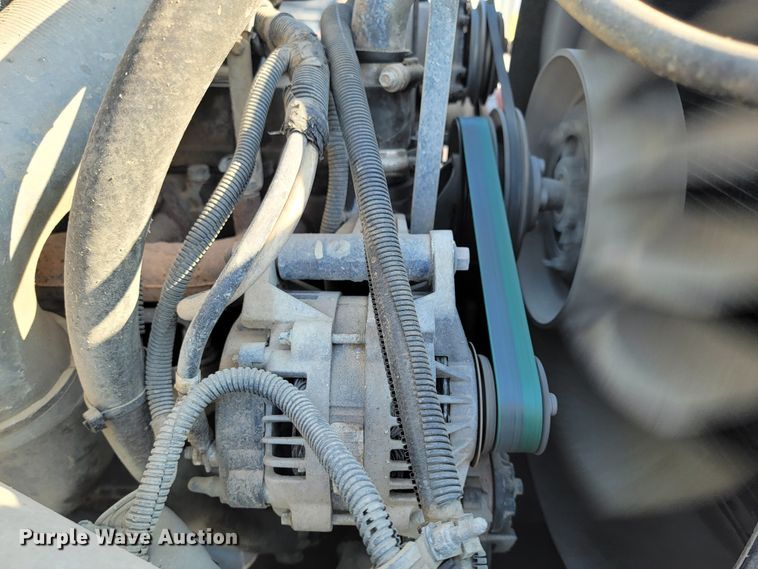 image for item ME9683 1999 Kenworth T300  truck cab and chassis