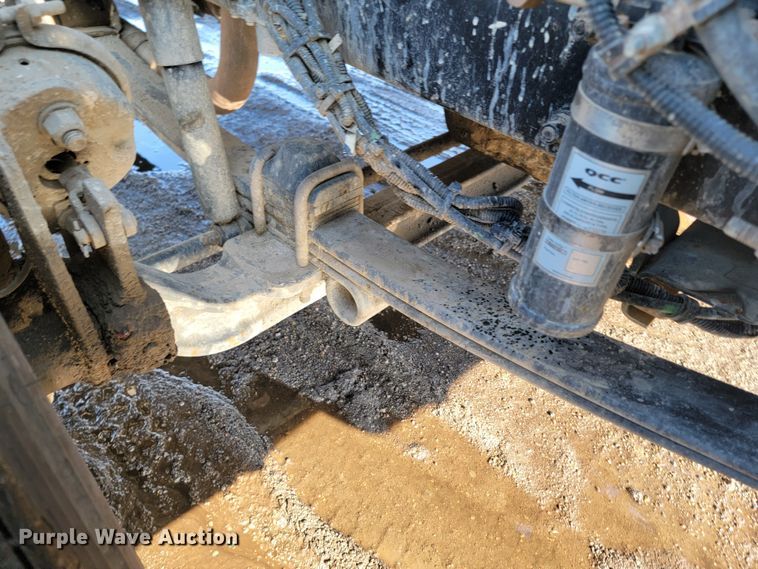 image for item ME9683 1999 Kenworth T300  truck cab and chassis