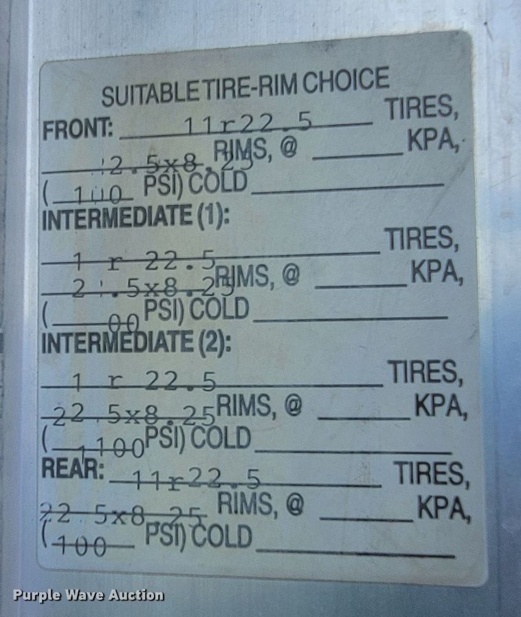 image for item ME9683 1999 Kenworth T300  truck cab and chassis