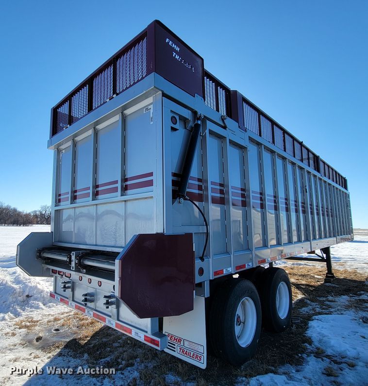 image for item ME9686 2022 Taller Fehr  silage trailer