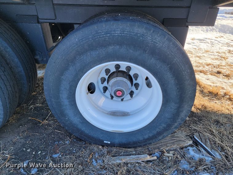 image for item ME9686 2022 Taller Fehr  silage trailer