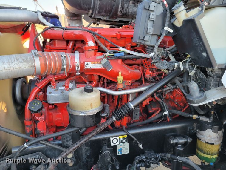 image for item MH9235 2011 Kenworth T800 semi truck