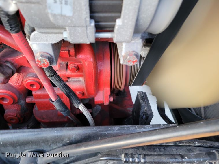 image for item MH9235 2011 Kenworth T800 semi truck