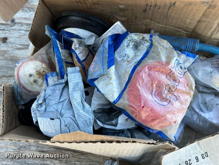 image for item MM9047 2014 Trail King TK60HG-53C  lowboy equipment trailer