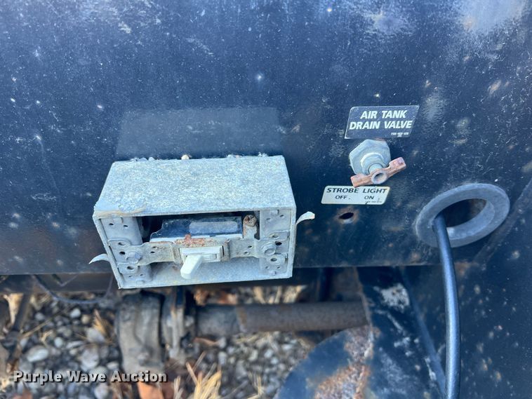 image for item MM9047 2014 Trail King TK60HG-53C  lowboy equipment trailer