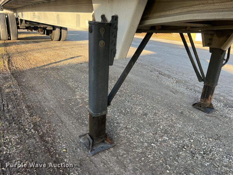 image for item MM9071 1995 Benson AF4810250  flatbed trailer