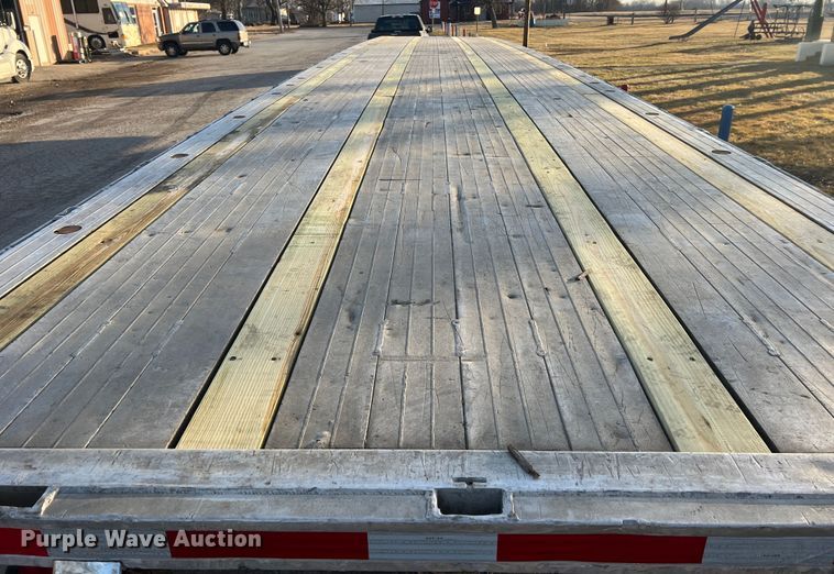 image for item MM9071 1995 Benson AF4810250  flatbed trailer