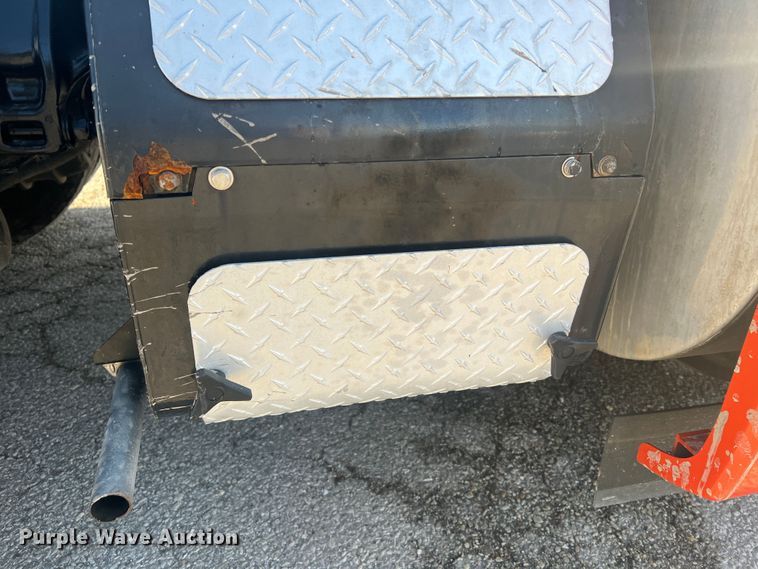 image for item MM9072 2015 Kenworth T680  semi truck