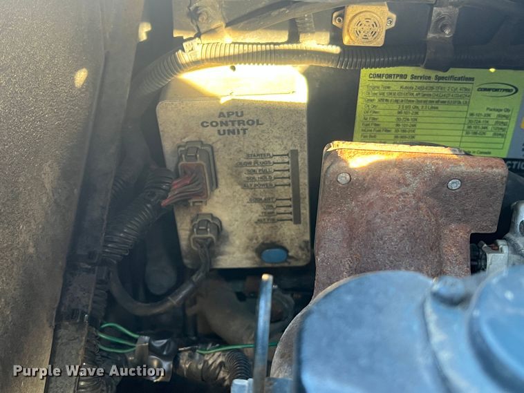 image for item MM9072 2015 Kenworth T680  semi truck