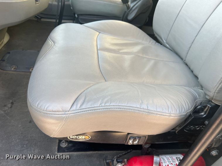 image for item MM9072 2015 Kenworth T680  semi truck