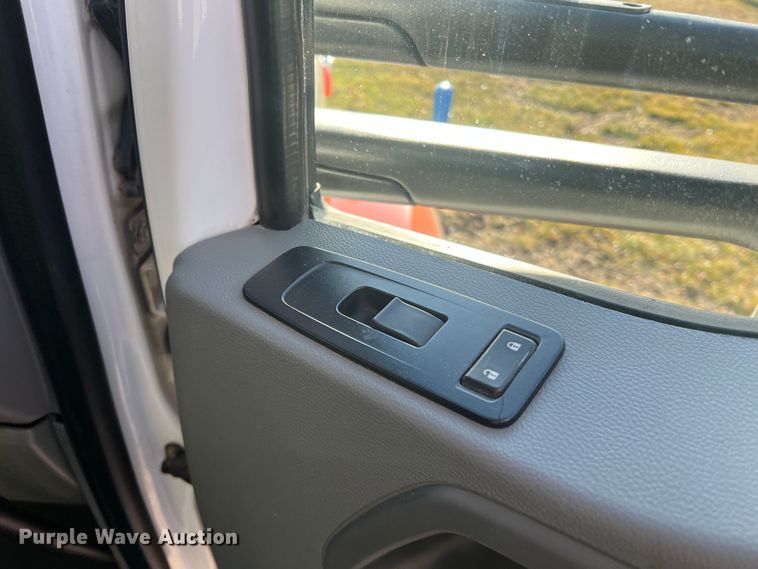 image for item MM9072 2015 Kenworth T680  semi truck