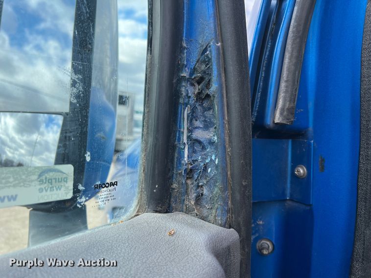 image for item MM9085 2007 Peterbilt 387  semi truck