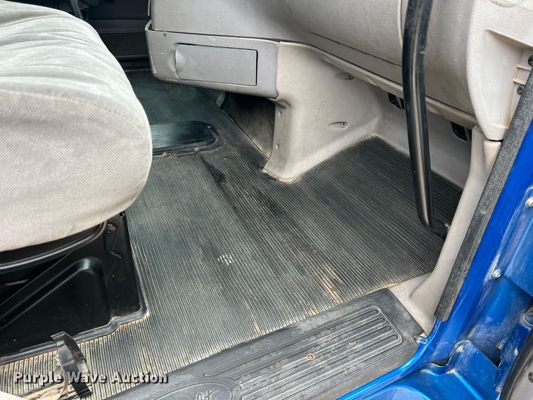 image for item MM9085 2007 Peterbilt 387  semi truck