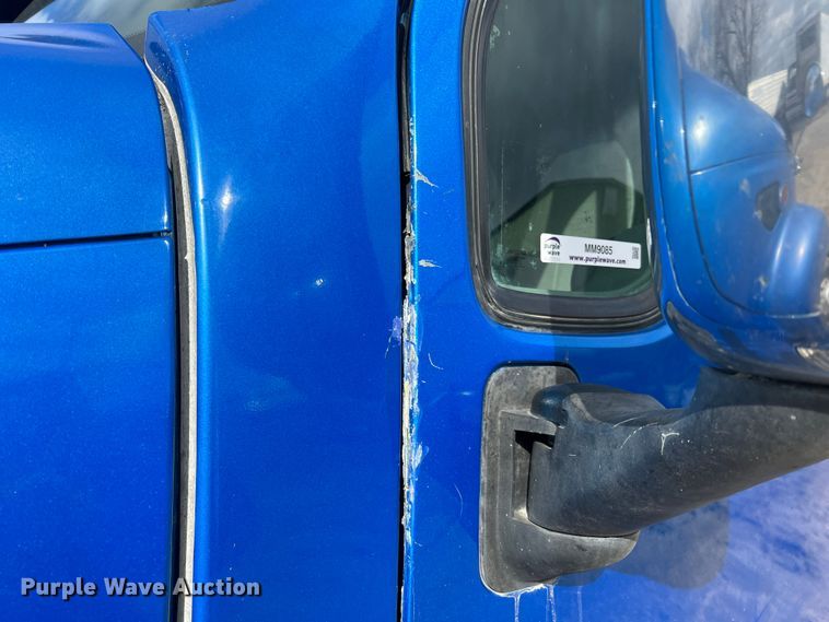 image for item MM9085 2007 Peterbilt 387  semi truck