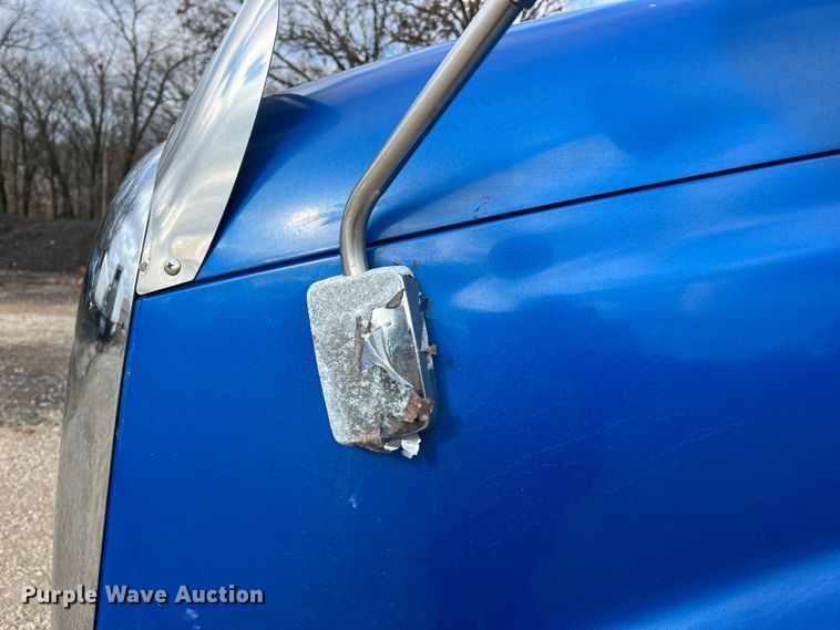 image for item MM9085 2007 Peterbilt 387  semi truck