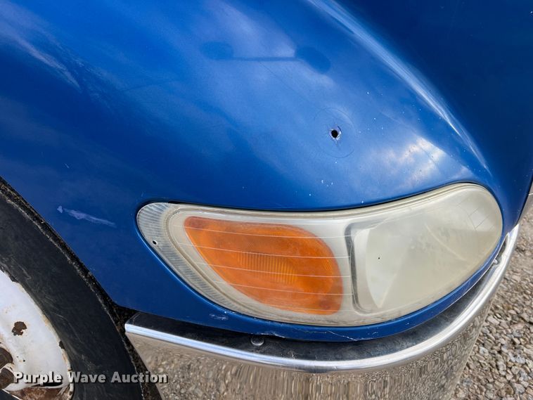 image for item MM9085 2007 Peterbilt 387  semi truck