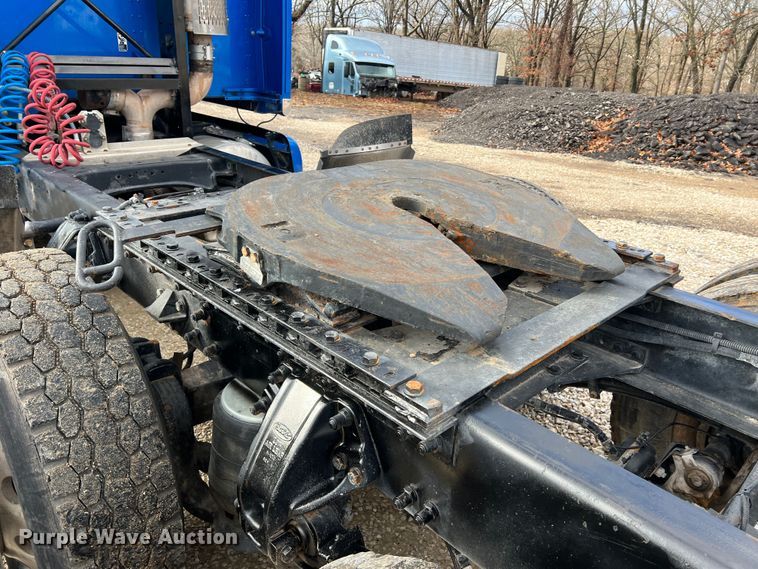 image for item MM9085 2007 Peterbilt 387  semi truck