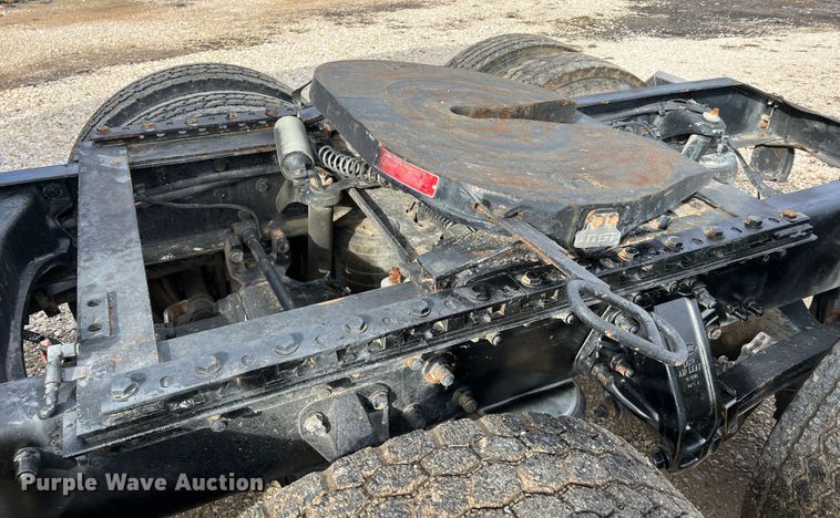 image for item MM9085 2007 Peterbilt 387  semi truck