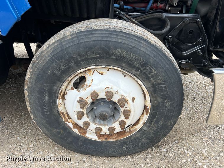 image for item MM9085 2007 Peterbilt 387  semi truck