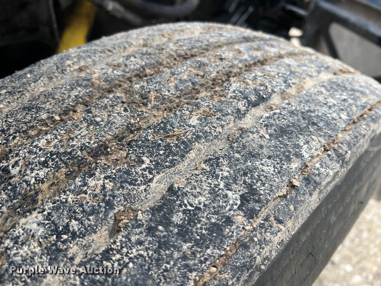 image for item MM9085 2007 Peterbilt 387  semi truck