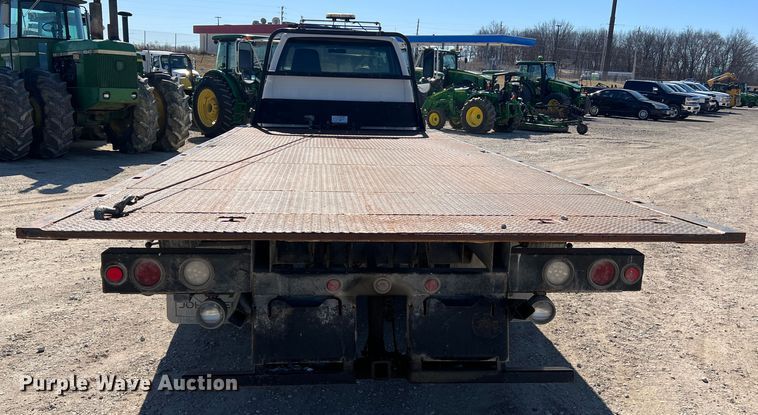 image for item MM9097 2001 Chevrolet C6500  rollback truck