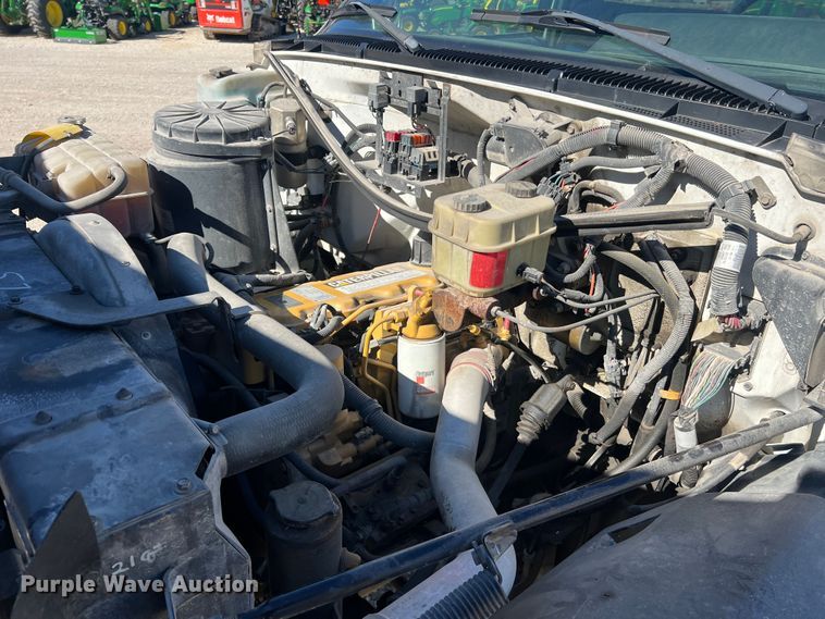 image for item MM9097 2001 Chevrolet C6500  rollback truck