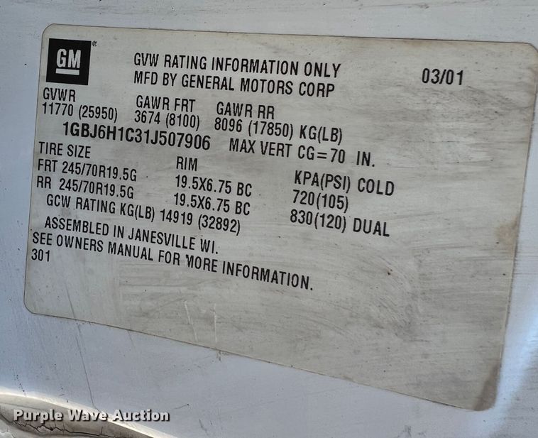 image for item MM9097 2001 Chevrolet C6500  rollback truck