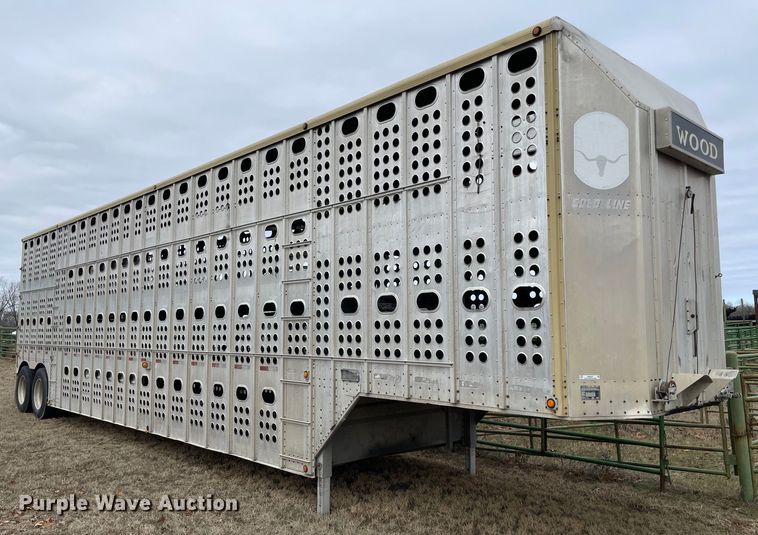 image for item MM9301 1995 Merritt  livestock trailer