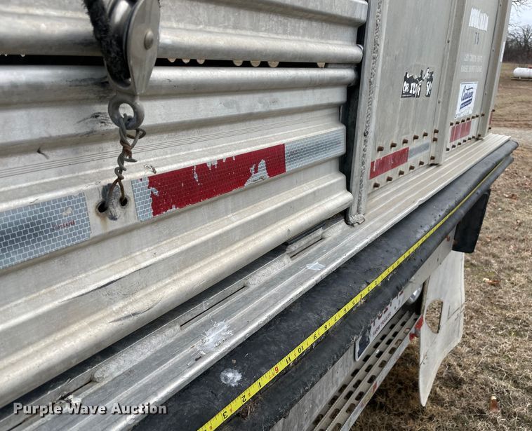 image for item MM9301 1995 Merritt  livestock trailer