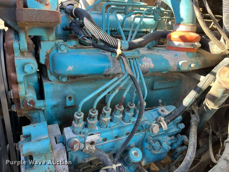 image for item MW9467 1990 International 4900  refrigerated truck