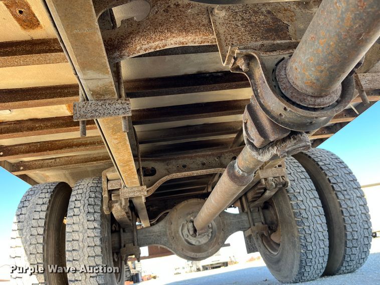 image for item MW9467 1990 International 4900  refrigerated truck