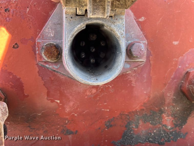 image for item MW9468 1993 Trail King TK100HDG-483  lowboy equipment trailer