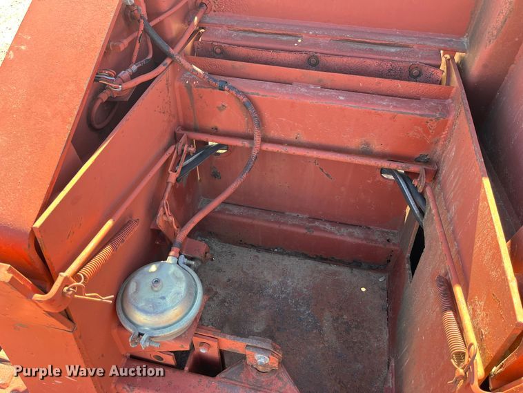 image for item MW9468 1993 Trail King TK100HDG-483  lowboy equipment trailer