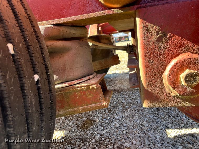 image for item MW9468 1993 Trail King TK100HDG-483  lowboy equipment trailer