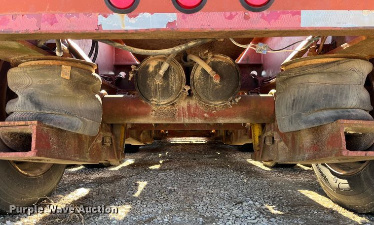 image for item MW9468 1993 Trail King TK100HDG-483  lowboy equipment trailer