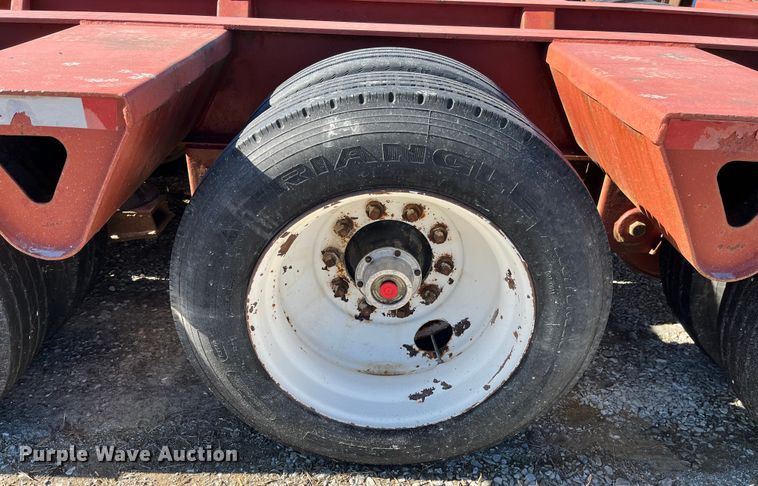 image for item MW9468 1993 Trail King TK100HDG-483  lowboy equipment trailer